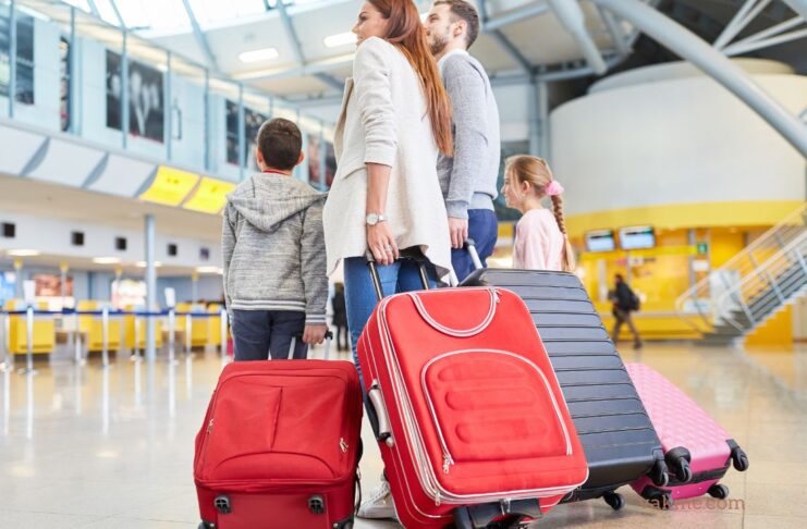 Family Travel Mastery: 11 Essential Tips for a Smooth Journey When Traveling with Children